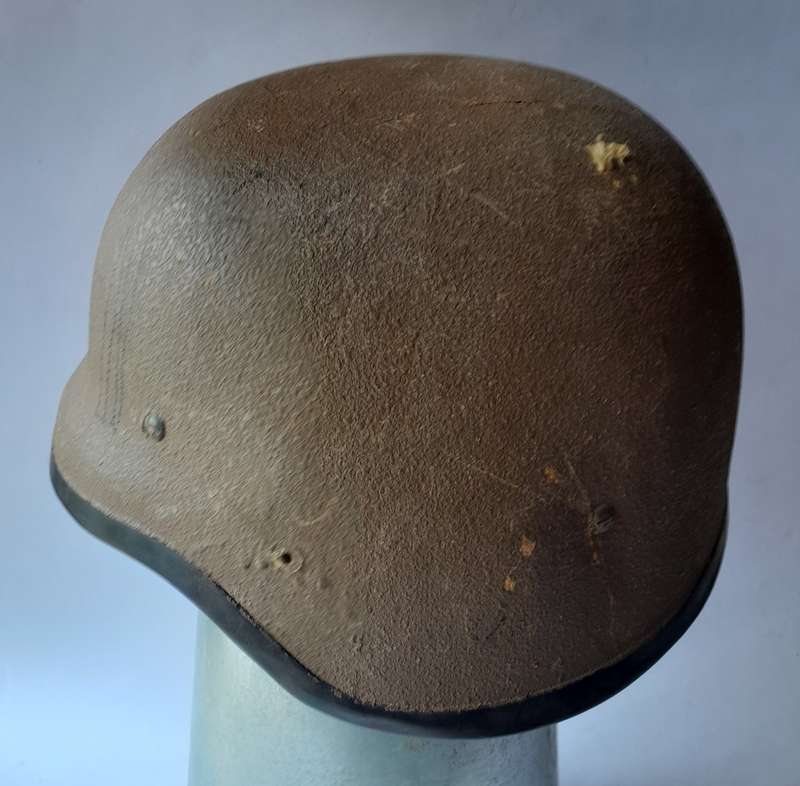Vintage SADF M87 Kevlar Helmet.  Please see Description.