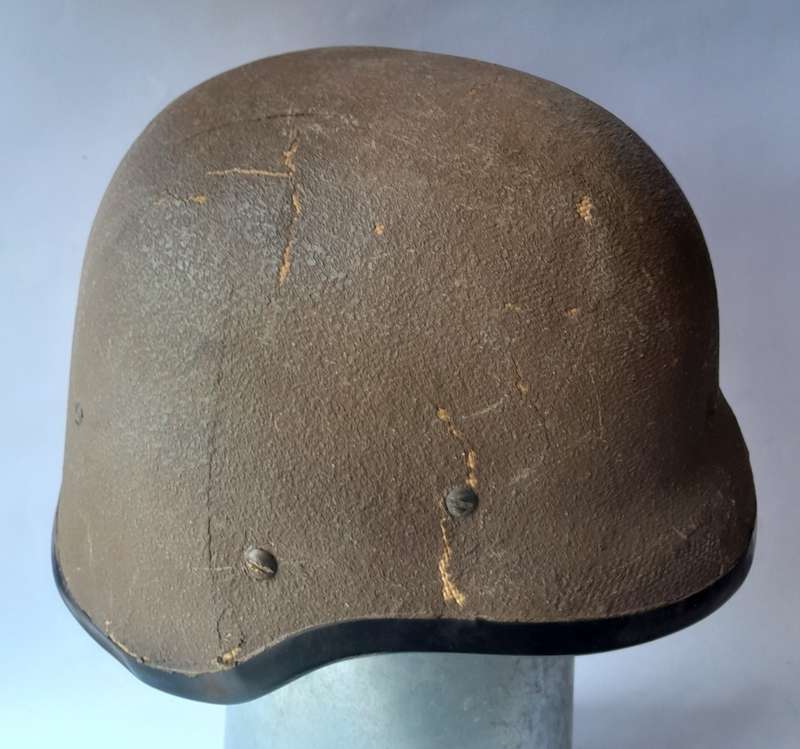 Vintage SADF M87 Kevlar Helmet.  Please see Description.