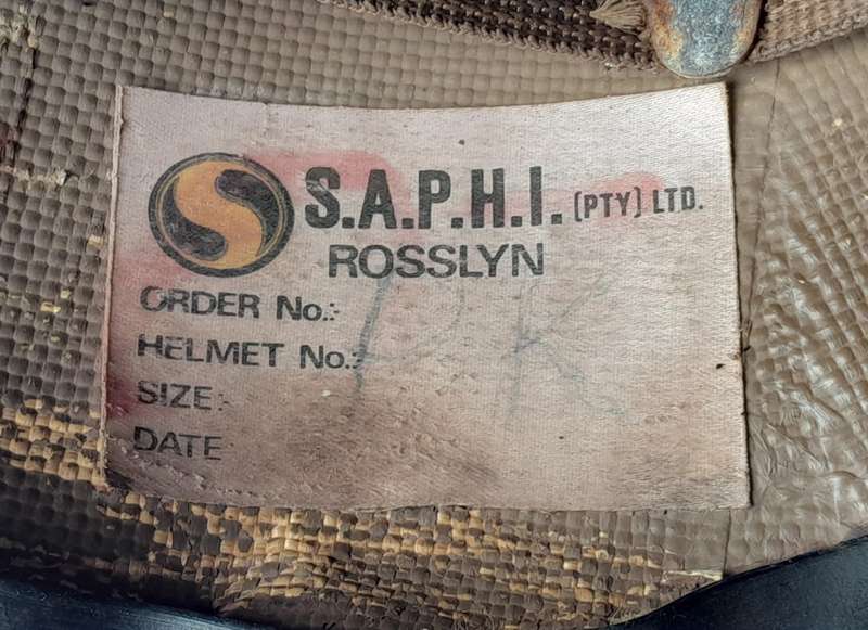 Vintage SADF M87 Kevlar Helmet.  Please see Description.