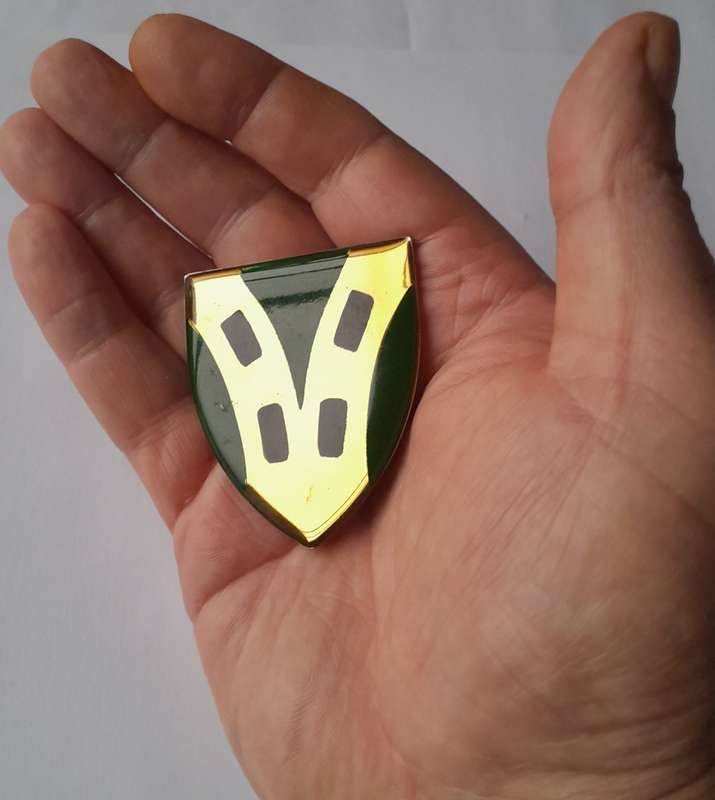 SADF 4 Vehicle Reserve Park (4VRP) Unit Shoulder Flash.  All Pins Intact.