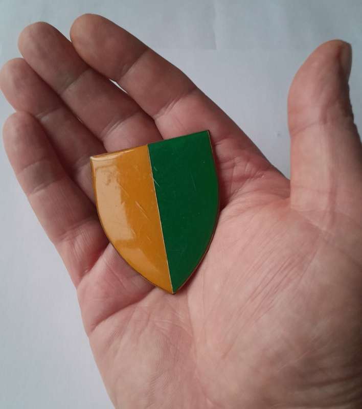 SADF 7 South African Infantry Division Shoulder Flash.  All Pins Intact.
