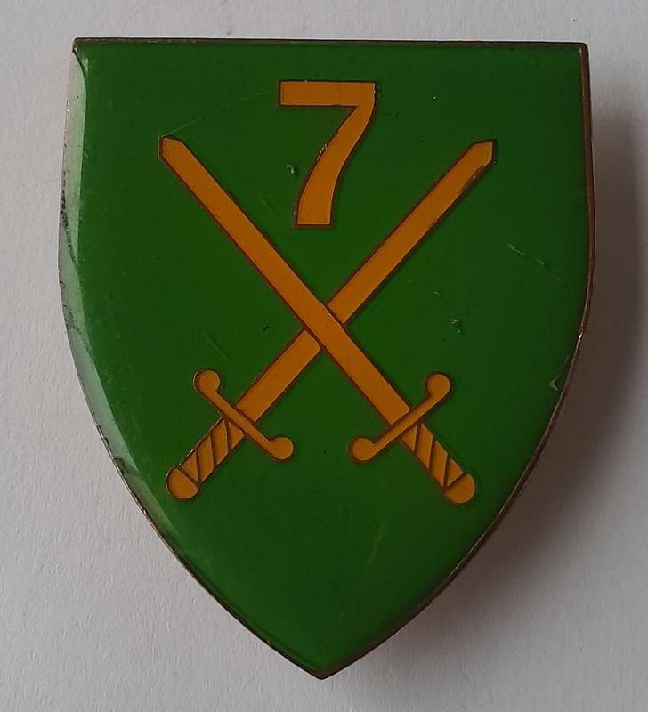 SADF 7 South African Division Shoulder Flash (from 1992).  All Pins Intact.