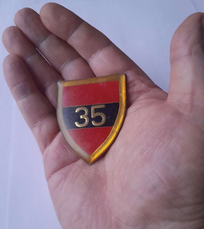 SADF 35 Engineer Support Unit Shoulder Flash.  No Pins.