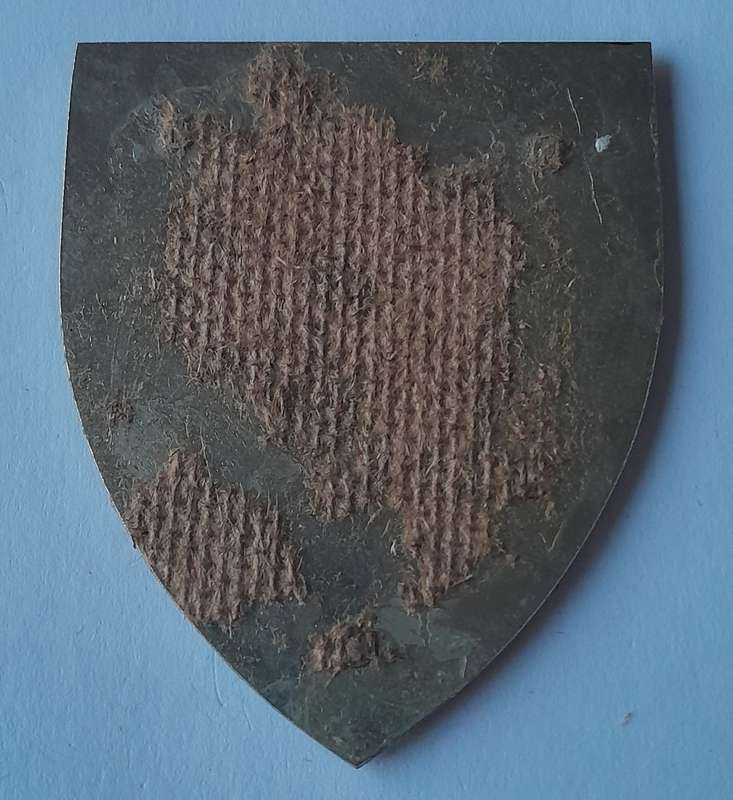 SADF 32 Battalion Shoulder Flash.  No Pins.