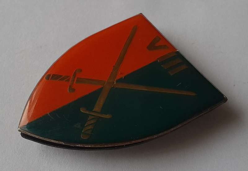 SADF 8 South African Armoured Division Shoulder Flash.  All Pins Intact.