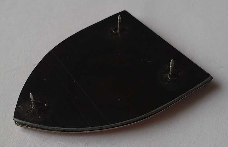 SADF 8 South African Armoured Division Shoulder Flash.  All Pins Intact.