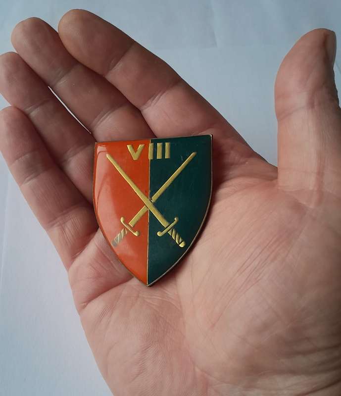 SADF 8 South African Armoured Division Shoulder Flash.  All Pins Intact.