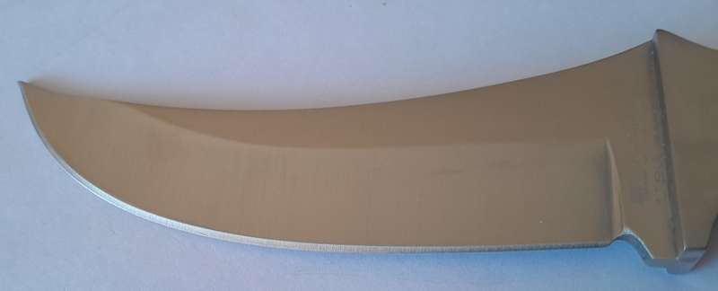 U.S.A. Saber Hunting / Skinning Knife with Belt Sheath.  22cm.