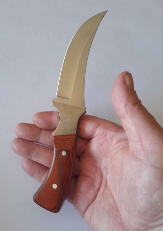 U.S.A. Saber Hunting / Skinning Knife with Belt Sheath.  22cm.