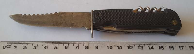 Vintage Solingen Germany Fixed-Blade Hunting Knife with Leather Sheath.  17cm