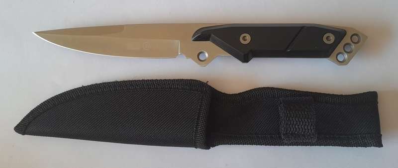 U.S.A. Saber ShuangRong Company Hunting Knife with Sheath.  23.5cm