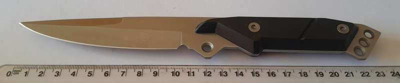 U.S.A. Saber ShuangRong Company Hunting Knife with Sheath.  23.5cm