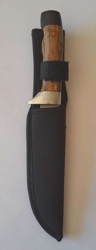 U.S.A Saber Columbia Wolf Survival Knife with Belt Sheath.  25cm.
