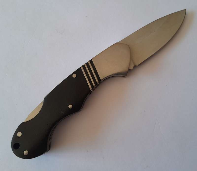 "Reserved". Buffalo River Black Bear Folding Knife with Wood Case. 16cm.