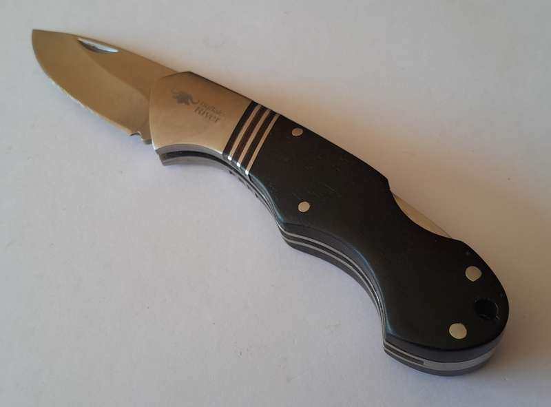 "Reserved". Buffalo River Black Bear Folding Knife with Wood Case. 16cm.