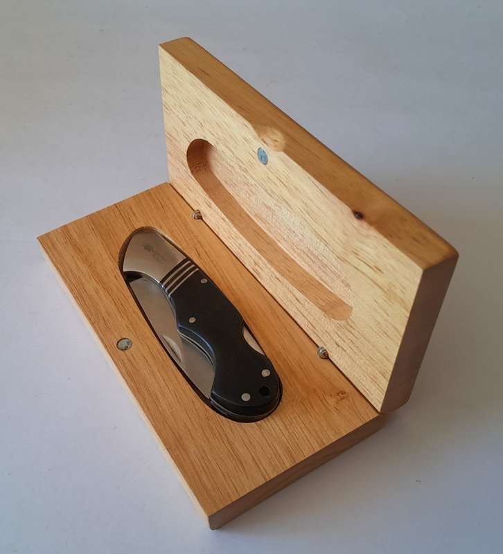 "Reserved". Buffalo River Black Bear Folding Knife with Wood Case. 16cm.