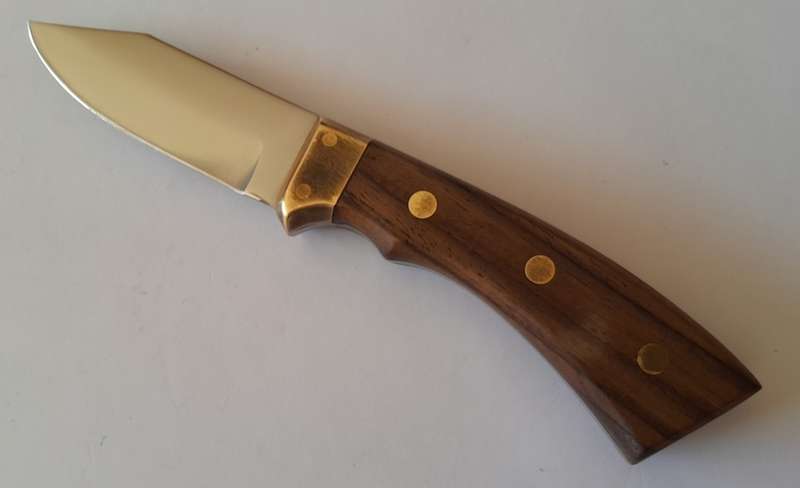 Vintage Hi-Cut Hunting Knife with Leather Sheath.  20.5cm.