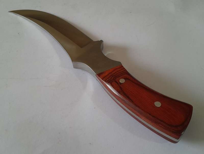 U.S.A. Saber Hunting / Skinning Knife with Belt Sheath.  22cm.