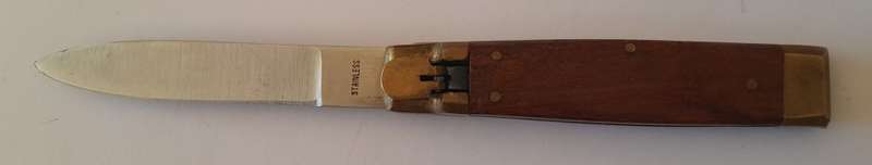 "Reserved" Rare Lever Lock Hunter Folding Knife. 18.5cm.