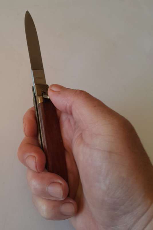 "Reserved" Rare Lever Lock Hunter Folding Knife. 18.5cm.