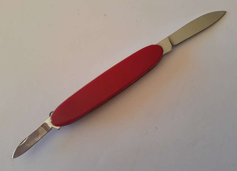 Vintage Folding Pocket Knife.  "NHSV" Coat-of-Arms.  16.5cm.