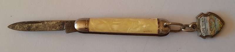Vintage Richards, Sheffield Single Blade Mini Pocket Knife. "Cape Town".  11cm.
