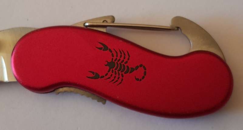 Victory Cloud Folding Pocket Knife.  10cm.
