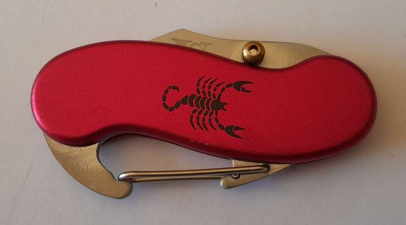 Victory Cloud Folding Pocket Knife.  10cm.
