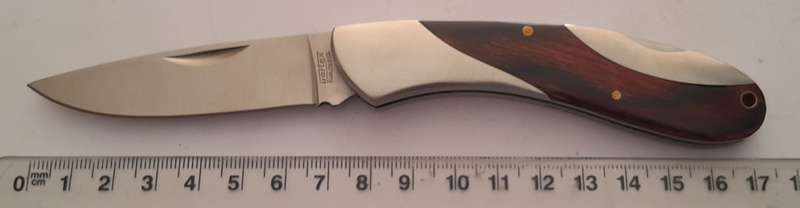 Gortek Folding Pocket Knife.  17cm.