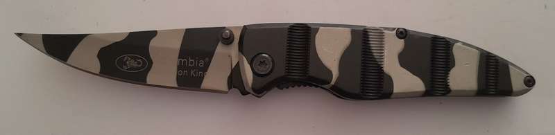 Columbia Scorpion King Mimetic Folding Knife.  18cm.