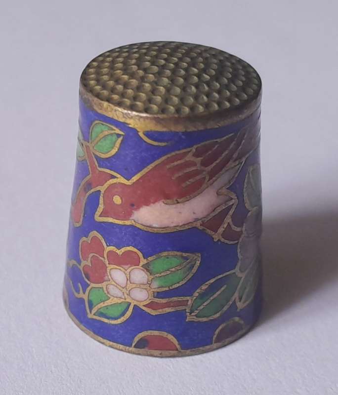 Vintage Chinese Cloisonne enamel thimble.