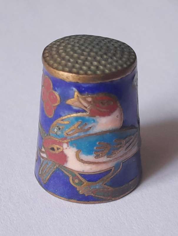 Vintage Chinese Cloisonne enamel thimble.