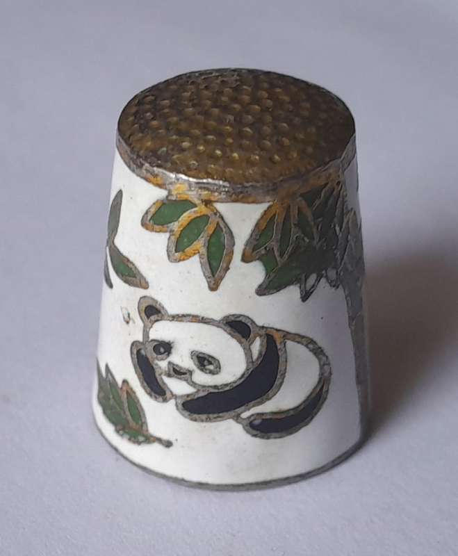 Vintage Chinese Cloissonne Enamel Thimble (White).
