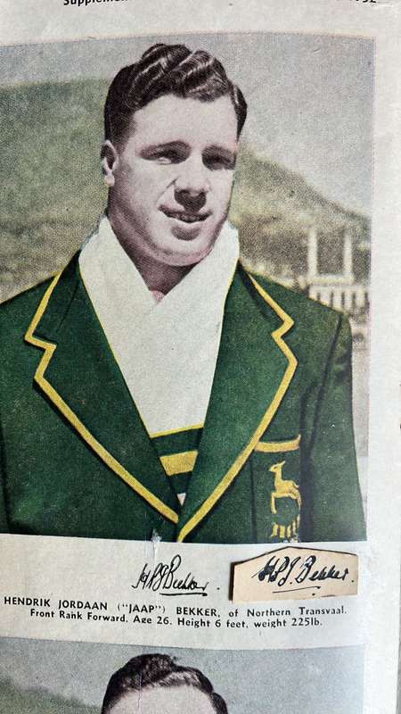 1952 Outspan Magazine with Rugby Supplement & Original Signatures, details below