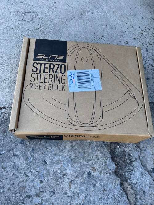 Elite Sterzo steering riser block