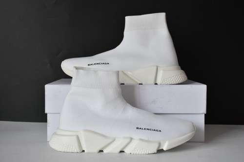 Sneakers BaleNciaga Sock Boots High Quality Speed Trainer Running Shoes For Men And Women Sports Shoes Speed was sold for 1 900.00 on 11 Jan at 17 01 by Classique Boutique in Pretoria Tshwane ID 38906...