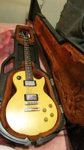 Gibson Les Paul with Humbuckers