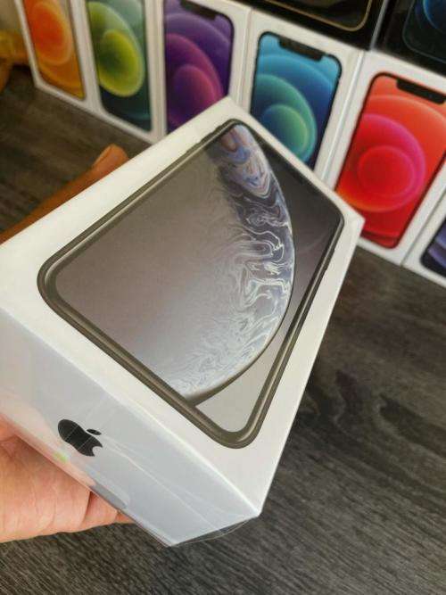iPhone XR, 64gb, Grade A Refubished