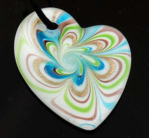 BEAUTIFUL HEART VORTEX MURANO GLASS PENDANT 55X45X8MM