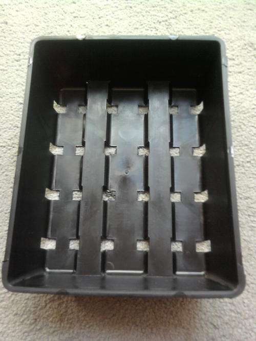 PLASTIC SEEDLING FLAT TRAY NO DIVISIONS