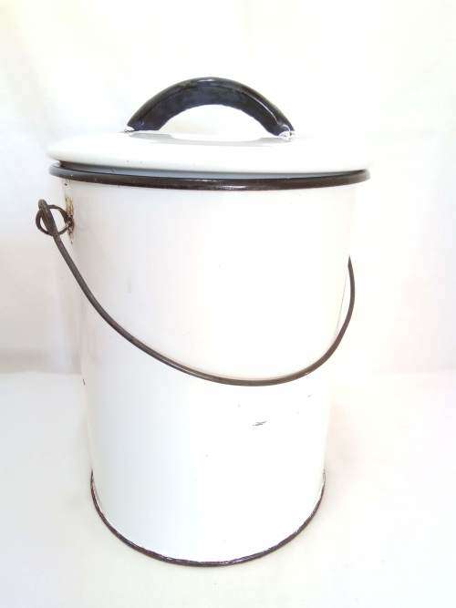 Vintage Enamel bucket with lid