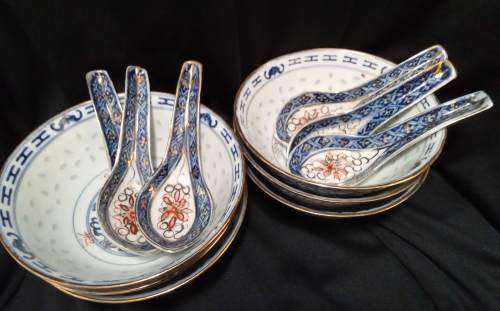Vintage Chinese Rice bowl set with spoons
