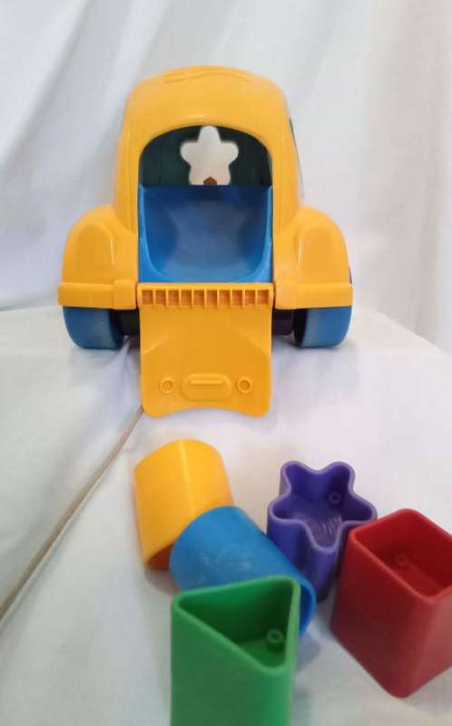 VTech shape sorting car