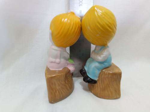 Vintage cute couple Salt and Pepper set