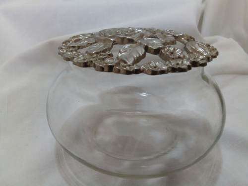 Glass potpourri bowl with metal lid