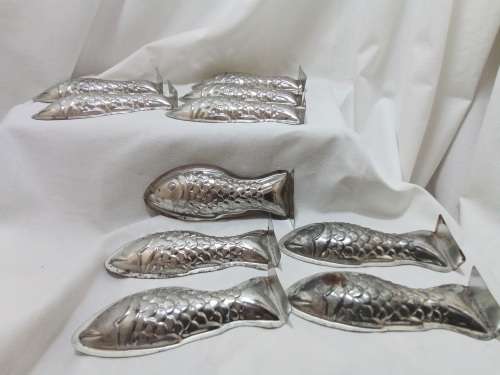 Ten lovely vintage small fish moulds