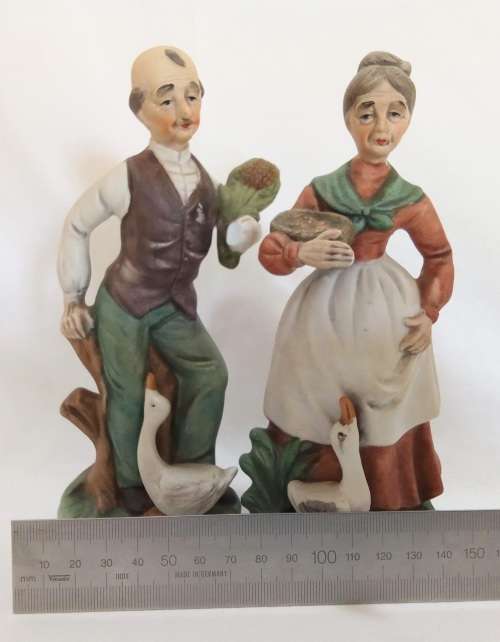 Lovely vintage porcelain old couple with ducks