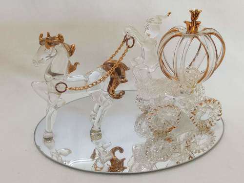 Fairytales are made of this! Vintage spun Glass horse drawn carriage