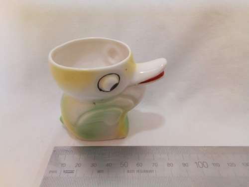 Cutest pair of vintage egg cups