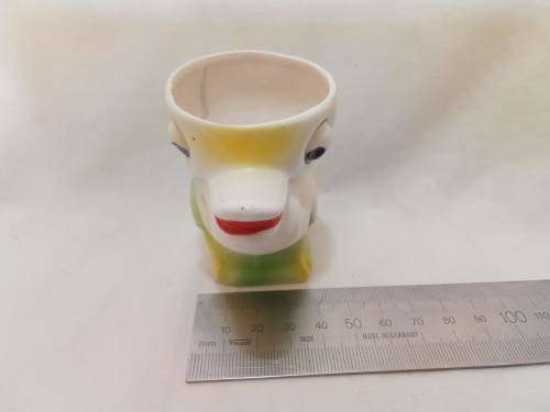 Cutest pair of vintage egg cups